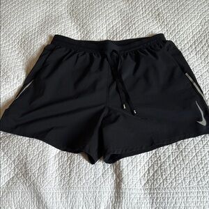 Nike Black Athletic Shorts Lightweight Elastic Waist